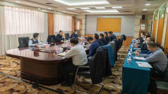 省政府國資委黨委書記、主任吳萬華到蘭州飯店調(diào)研